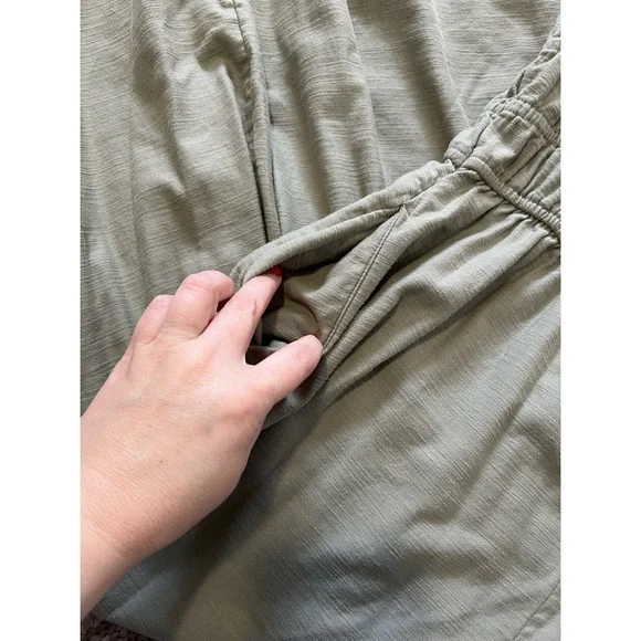 AE Wide Leg Jumpsuit - XL - EUC! - Picture 4 of 7